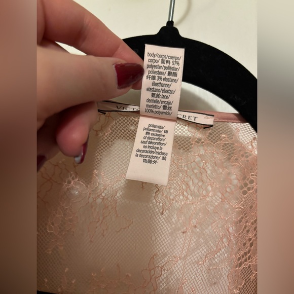 Victoria's Secret Chantilly lace kimono robe - Picture 10 of 10